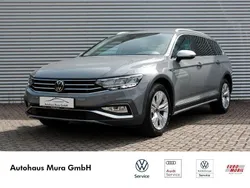 Grau Gebraucht 2022 VW Passat Alltrack Kombi | 34.990 € (Guter Preis)