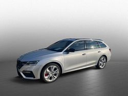 8e brilliantsilber metallic Gebraucht 2022 Skoda Octavia RS Kombi | 28.590 € (Fairer Preis)