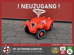 Grün Gebraucht 2017 Kia Carens Spirit Van / Kleinbus | 10.990 € (Fairer Preis)