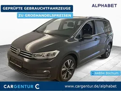 Uranograu Gebraucht 2021 VW Touran Highline Van / Kleinbus | 25.090 € (Guter Preis)
