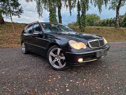 Schwarz Gebraucht 2003 Mercedes C180 Avantgarde Kombi | 3.000 € (Fairer Preis)