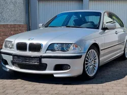 Silber Gebraucht 2001 BMW 330 M Sport Limousine | 22.990 €