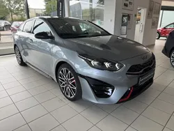 Silber metallic Gebraucht 2023 Kia ProCeed Kleinwagen | 30.410 € (Fairer Preis)