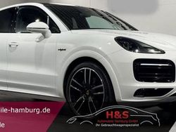 Weiss Gebraucht 2022 Porsche Cayenne SUV | 74.400 € (Etwas zu teuer)
