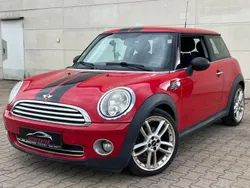 Rot Gebraucht 2009 Mini John Cooper Works Kleinwagen | 2.990 €