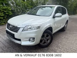 Weiß Gebraucht 2013 Toyota RAV4 Travel SUV | 10.990 € (Superpreis)