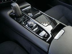 Schwarz Gebraucht 2020 Volvo V60 Inscription Kombi | 34.940 € (Etwas zu teuer)