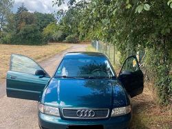 Grün Gebraucht 1996 Audi A4 Kleinwagen | 2.600 € (Fairer Preis)