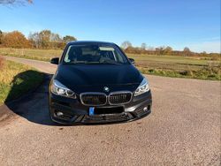 Schwarz Gebraucht 2016 BMW 218 Gran Tourer Van / Kleinbus | 14.200 € (Fairer Preis)