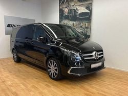 Schwarz Gebraucht 2023 Mercedes V300 Avantgarde Edition Van / Kleinbus | 58.905 € (Superpreis)