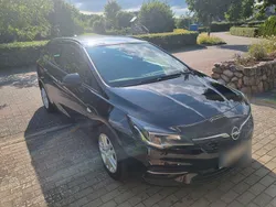 Schwarz Gebraucht 2020 Opel Astra Edition Kombi | 11.600 € (Guter Preis)