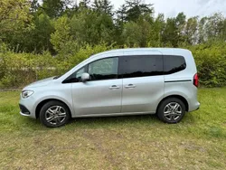 Silber Gebraucht 2023 Mercedes T160 Style Van / Kleinbus | 21.900 € (Fairer Preis)