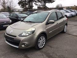 Braun Gebraucht 2009 Renault Clio II Luxe Limousine | 2.499 € (Guter Preis)