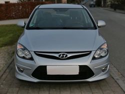 Silber Gebraucht 2011 Hyundai i30 Edition+ Limousine | 3.999 € (Fairer Preis)