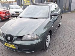 Grün Gebraucht 2004 Seat Ibiza Limousine | 1.999 € (Fairer Preis)