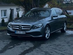 Grau Gebraucht 2017 Mercedes E350 Limousine | 22.800 € (Guter Preis)