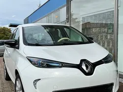 Weiß Gebraucht 2016 Renault Zoe Kleinwagen | 6.000 €