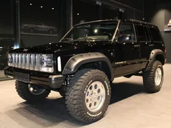 Schwarz Gebraucht 2001 Jeep Cherokee SUV | 36.900 €