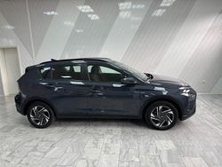 Grau Gebraucht 2021 Hyundai Bayon Trend SUV | 16.750 €