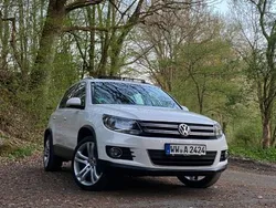 Weiß Gebraucht 2011 VW Tiguan Sportline SUV | 7.750 € (Guter Preis)