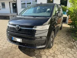 Schwarz Gebraucht 2024 VW T7 Van | 56.000 € (Fairer Preis)
