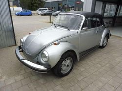 Silbermetalic Gebraucht 1979 VW Käfer Cabrio | 33.333 €