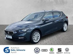 Grau Gebraucht 2022 Seat Leon XCELLENCE Limousine | 17.990 € (Fairer Preis)