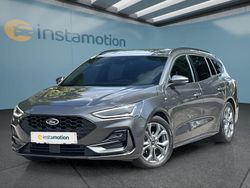 Grau Gebraucht 2023 Ford Focus ST-Line Kombi | 23.899 € (Guter Preis)