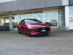 Rot Neu 2025 Mazda 3 Homura-Line Limousine | 25.290 €