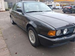 Schwarz Gebraucht 1988 BMW 735 Limousine | 6.900 €