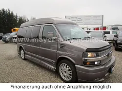 Grau Gebraucht 2014 Chevrolet Express SE Van / Kleinbus | 39.980 €