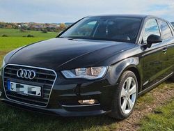 Schwarz Gebraucht 2016 Audi A3 Ambition Limousine | 11.900 € (Superpreis)