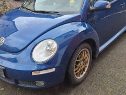 Blau Gebraucht 2011 VW Beetle Limousine | 5.900 €