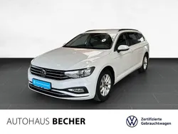 Weiss Gebraucht 2022 VW Passat Business Kombi | 21.430 € (Guter Preis)