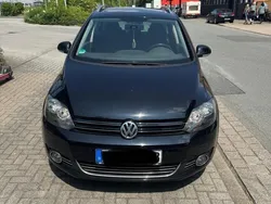 Schwarz Gebraucht 2011 VW Golf VI Limousine | 4.400 € (Guter Preis)