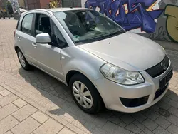 Silber Gebraucht 2008 Suzuki SX4 Limousine | 3.000 €