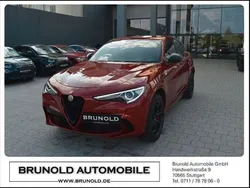 Rot Gebraucht 2020 Alfa Romeo Stelvio Quadrifoglio SUV | 59.900 € (Etwas zu teuer)