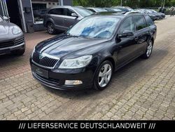 Schwarz Gebraucht 2013 Skoda Octavia Kombi | 6.950 € (Guter Preis)