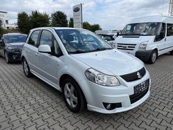 Weiß Gebraucht 2009 Suzuki SX4 Limousine | 4.650 € (Fairer Preis)