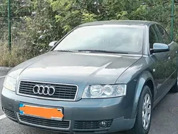 Grau Gebraucht 2003 Audi A4 Limousine | 799 € (Guter Preis)