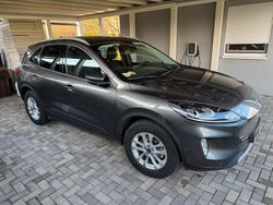 Grau Gebraucht 2022 Ford Kuga Titanium SUV | 23.500 € (Superpreis)