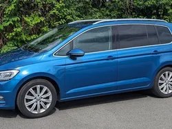 Blau Gebraucht 2016 VW Touran Highline Van / Kleinbus | 16.950 € (Superpreis)