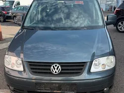 Grau Gebraucht 2010 VW Caddy Maxi Life Team Van / Kleinbus | 4.700 € (Superpreis)