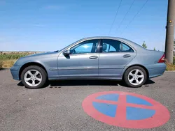 Andere farben Gebraucht 2006 Mercedes C200 Avantgarde Limousine | 3.900 € (Fairer Preis)