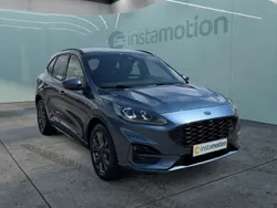 Blau Gebraucht 2023 Ford Kuga ST-Line X SUV | 25.679 € (Guter Preis)