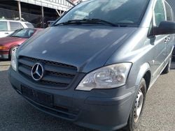 Grau Gebraucht 2012 Mercedes Vito Van / Kleinbus | 5.950 €