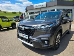 Titan dark gray (metallic) Gebraucht 2022 Suzuki SX4 S-Cross Comfort SUV | 25.930 € (Etwas zu teuer)