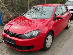 Tornadorot Gebraucht 2012 VW Golf VII Trendline Kleinwagen | 3.799 € (Fairer Preis)