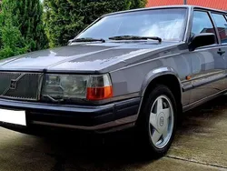 Grau Gebraucht 1992 Volvo 940 Limousine | 6.000 €