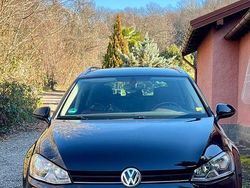 Schwarz Gebraucht 2016 VW Golf VII Allstar Kombi | 10.400 € (Fairer Preis)